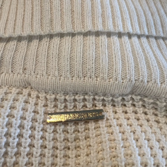 Michael Kors Sweater - Picture 4 of 6